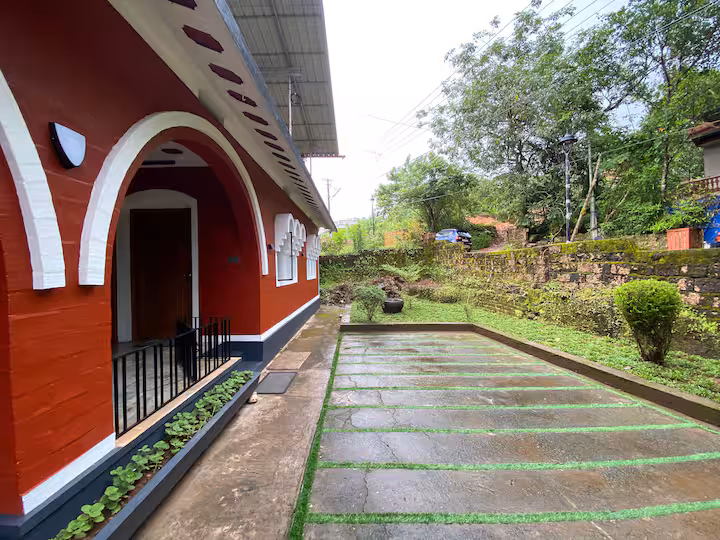 Side walkway and garden at Vysakham Heritage